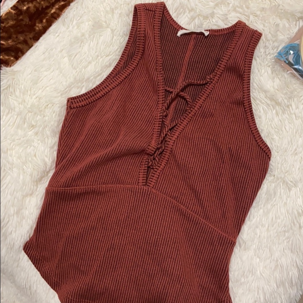 Crossed cross v neck tank